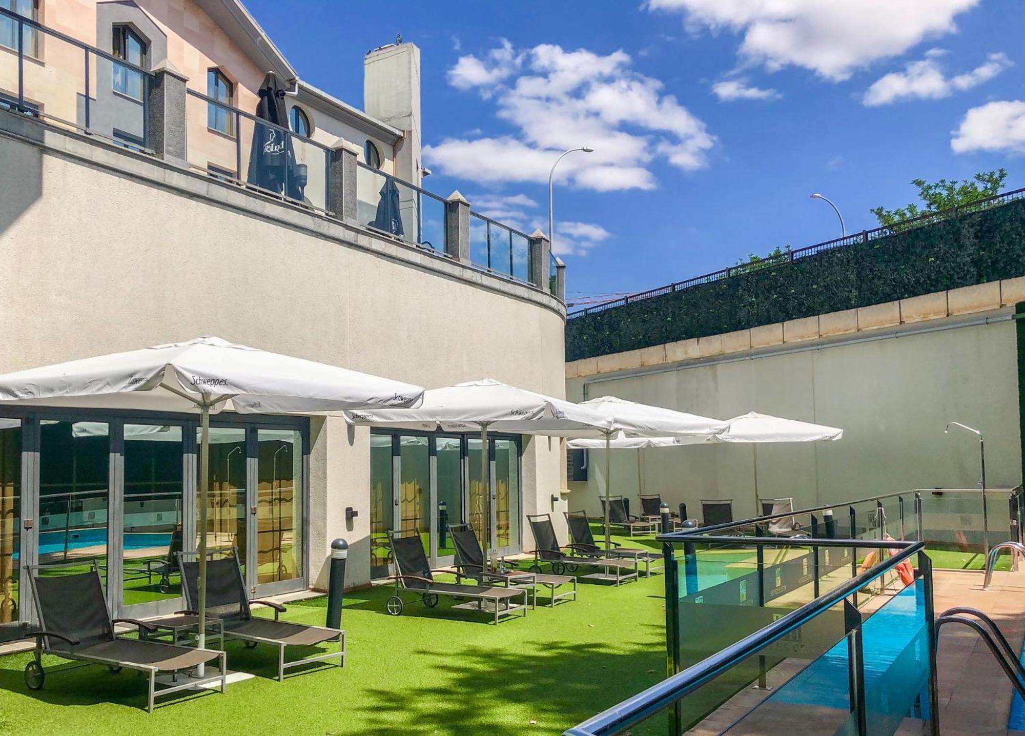 Hotel Badajoz Center Buitenkant foto