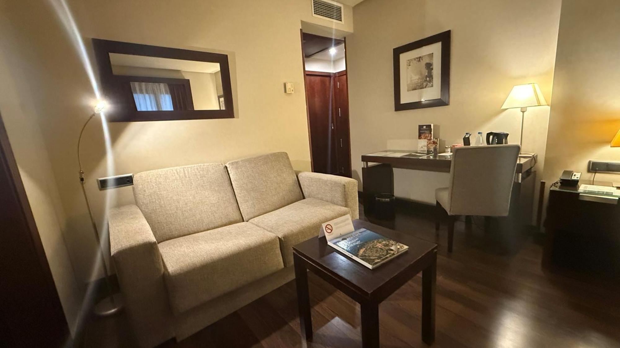 Hotel Badajoz Center Buitenkant foto